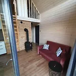 Ostrzycki Nad Jeziorem -balia-sauna-prywatny Pomost בית נופש Pierszczewo