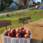 בית נופש Ostrzycki Nad Jeziorem -balia-sauna-prywatny Pomost