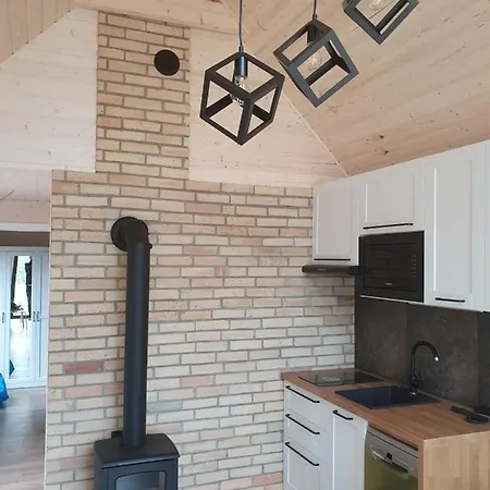 Ostrzycki Nad Jeziorem -balia-sauna-prywatny Pomost 別荘