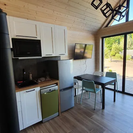 Ostrzycki Nad Jeziorem -balia-sauna-prywatny Pomost 別荘 *