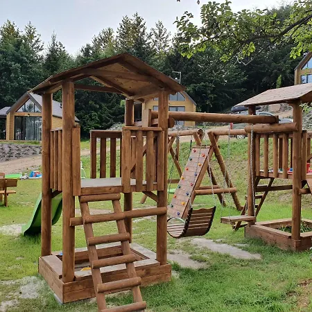 Ostrzycki Nad Jeziorem -balia-sauna-prywatny Pomost Pierszczewo