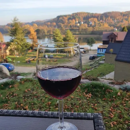 Ostrzycki Nad Jeziorem -balia-sauna-prywatny Pomost 別荘