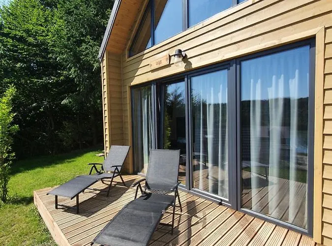 בית נופש Ostrzycki Nad Jeziorem -balia-sauna-prywatny Pomost